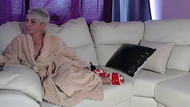 TightAssMom online show from February 28, 2025, 12:31 pm