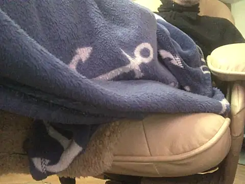 translove online show from February 14, 2025, 11:42 am