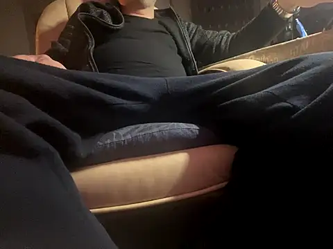 translove online show from December 22, 2025, 4:31 am