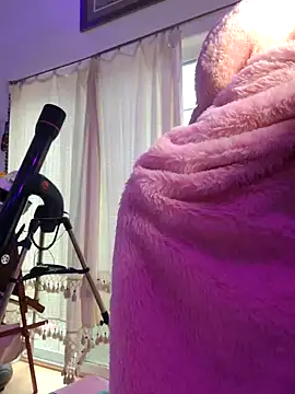 ScarletCallings420 online show from March 3, 2025, 7:17 pm