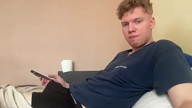 Snapshot of sexybooii6968 chatting on October 7, 2025, 12:57 pm sexybooii6968 online show from October 7, 2025, 12:57 pm