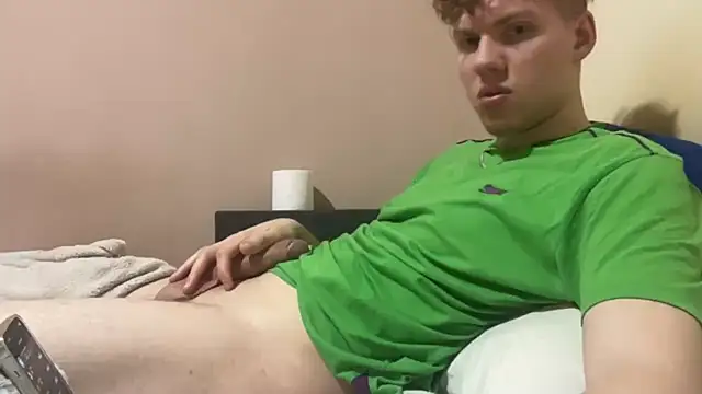 sexybooii6968 online show from December 4, 2025, 2:59 pm