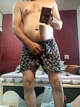 Snapshot of hornydick4you chatting on January 13, 2026, 5:13 am hornydick4you online show from January 13, 2026, 5:13 am