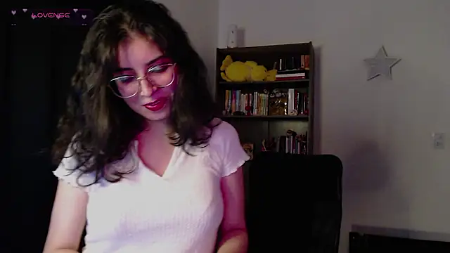 Snapshot of LemonsaD_ chatting on February 10, 2026, 11:09 pm LemonsaD online show from February 10, 2026, 11:09 pm