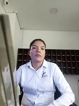 zoey 1824 online show from March 17, 2025, 4:51 am