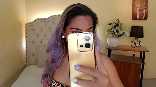 DreamLADYBOY online show from December 1, 2024, 11:36 pm