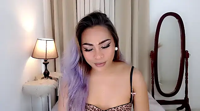 DreamLADYBOY online show from December 5, 2024, 8:55 am