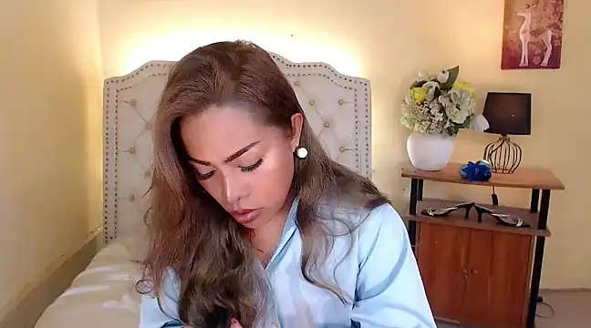 DreamLADYBOY online show from December 13, 2024, 6:21 am