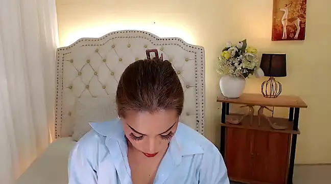 DreamLADYBOY online show from January 3, 2025, 8:21 am