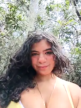 Snapshot of Simone_Miller chatting on October 2, 2025, 3:41 pm Simone Miller online show from October 2, 2025, 3:41 pm