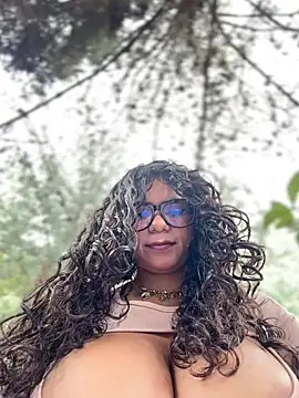 Simone Miller online show from May 28, 2026, 7:44 pm