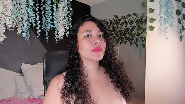 Snapshot of alixon_fiore5 chatting on February 28, 2026, 6:58 am alixon fiore5 online show from February 28, 2026, 6:58 am