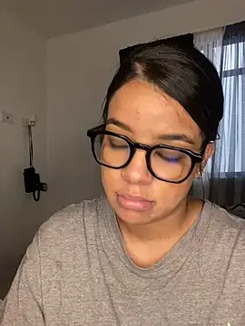 Snapshot of trianawhite chatting on December 26, 2024, 7:16 pm trianawhite online show from December 26, 2024, 7:16 pm