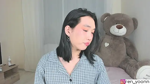 Snapshot of Ren_yoon chatting on February 14, 2026, 5:26 am Ren yoon online show from February 14, 2026, 5:26 am