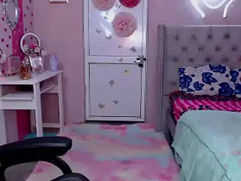 alexa rodriicum online show from November 4, 2025, 12:37 pm