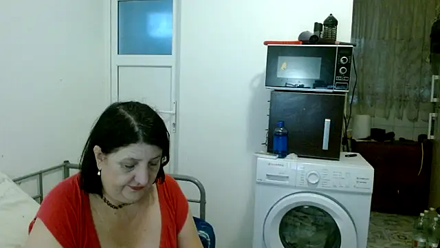 RidemerafSuzana online show from December 4, 2024, 12:14 pm