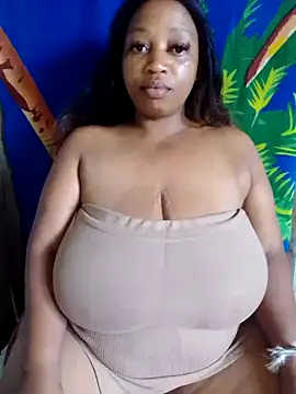 Snapshot of winterqueenx chatting on January 17, 2025, 12:21 pm winterqueenx online show from January 17, 2025, 12:21 pm