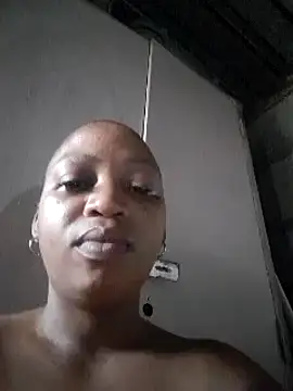 Snapshot of winterqueenx chatting on March 9, 2025, 4:05 am winterqueenx online show from March 9, 2025, 4:05 am