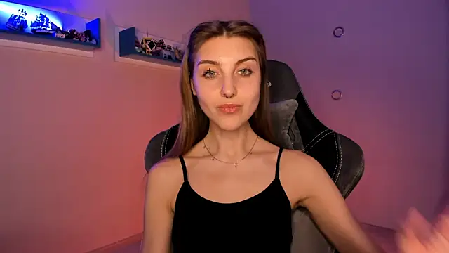 Snapshot of CassiaBlade1 chatting on February 4, 2025, 7:22 pm CassiaBlade1 online show from February 4, 2025, 7:22 pm