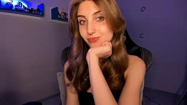 Snapshot of CassiaBlade1 chatting on February 9, 2025, 7:30 pm CassiaBlade1 online show from February 9, 2025, 7:30 pm