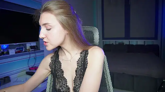 Snapshot of CassiaBlade1 chatting on September 27, 2025, 4:34 pm CassiaBlade1 online show from September 27, 2025, 4:34 pm