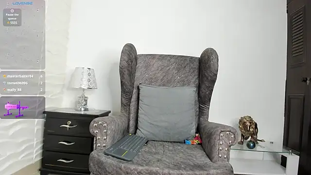 Snapshot of Keyla_Milf chatting on December 26, 2024, 4:43 am Keyla Milf online show from December 26, 2024, 4:43 am