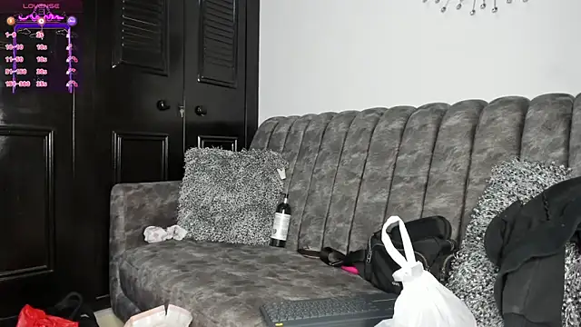 Snapshot of Keyla_Milf chatting on September 20, 2025, 2:56 am Keyla Milf online show from September 20, 2025, 2:56 am