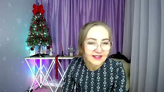 Snapshot of queen_a_n_i chatting on January 6, 2026, 10:52 am queen a n i online show from January 6, 2026, 10:52 am