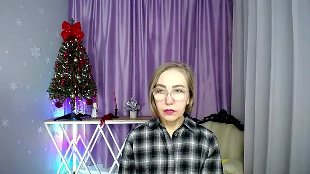 Snapshot of queen_a_n_i chatting on January 15, 2026, 10:42 am queen a n i online show from January 15, 2026, 10:42 am