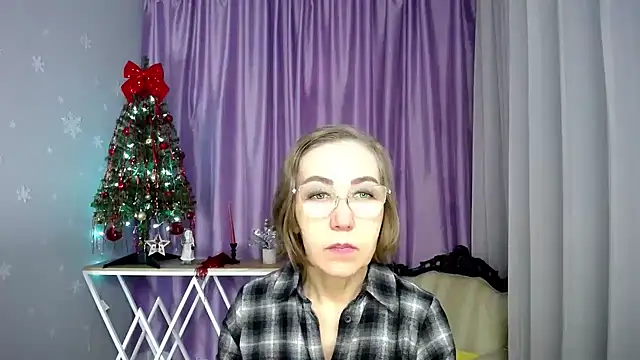 Snapshot of queen_a_n_i chatting on February 25, 2026, 6:23 am queen a n i online show from February 25, 2026, 6:23 am