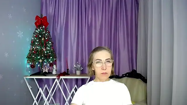 Snapshot of queen_a_n_i chatting on February 28, 2026, 7:53 am queen a n i online show from February 28, 2026, 7:53 am