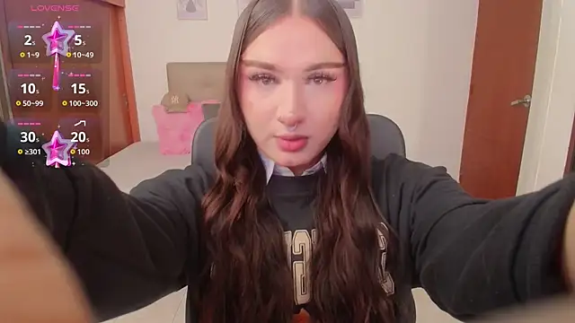 Miley Baker online show from October 14, 2025, 2:40 pm