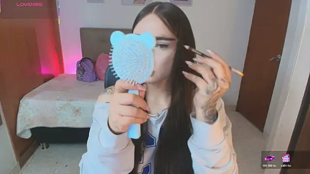 Miley Baker online show from March 30, 2026, 2:51 pm