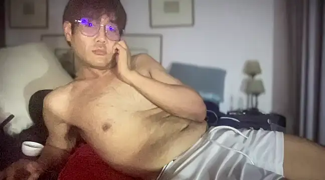 Snapshot of ThaiHairryGuy chatting on February 7, 2025, 2:04 pm ThaiHairryGuy online show from February 7, 2025, 2:04 pm