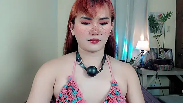 beatrice 21 online show from April 8, 2026, 1:44 pm