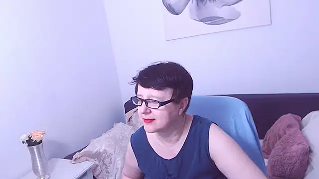 ChristaRose online show from September 12, 2025, 1:28 am