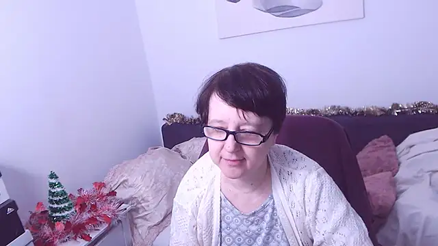 ChristaRose online show from December 19, 2025, 7:54 pm