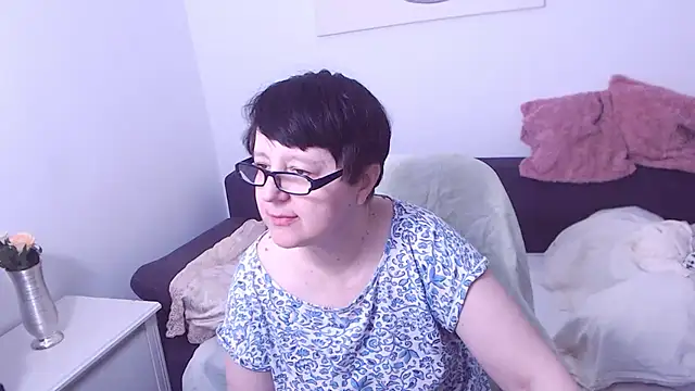 Snapshot of ChristaRose chatting on February 8, 2026, 12:41 pm ChristaRose online show from February 8, 2026, 12:41 pm