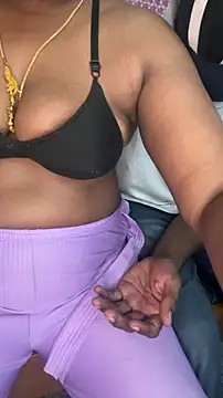 Snapshot of falooda288 chatting on March 13, 2026, 11:28 am falooda288 online show from March 13, 2026, 11:28 am