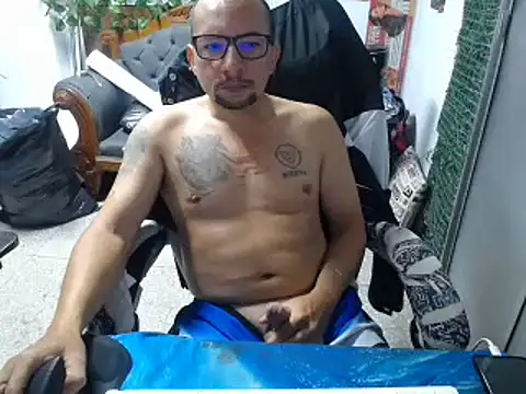 Snapshot of alexam_gal@xh chatting on March 3, 2025, 12:48 pm alexam galxh online show from March 3, 2025, 12:48 pm