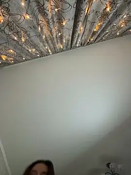 Snapshot of HellMoor chatting on February 20, 2025, 4:25 pm HellMoor online show from February 20, 2025, 4:25 pm