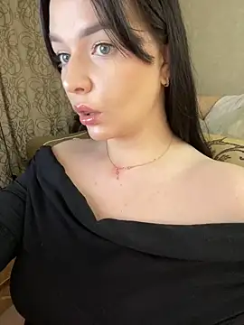 Snapshot of HellMoor chatting on October 20, 2025, 10:21 pm HellMoor online show from October 20, 2025, 10:21 pm