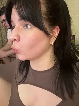 Snapshot of HellMoor chatting on February 20, 2026, 11:38 pm HellMoor online show from February 20, 2026, 11:38 pm