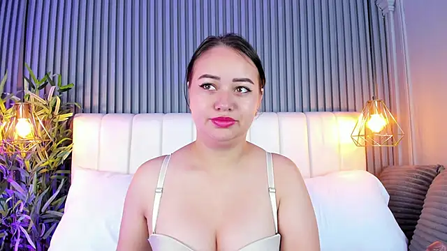 AnaisClark online show from October 28, 2025, 11:25 am