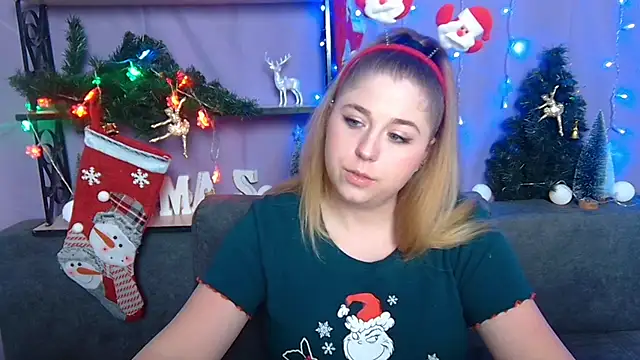 Snapshot of JessikaDaniel chatting on December 18, 2024, 10:19 am JessikaDaniel online show from December 18, 2024, 10:19 am