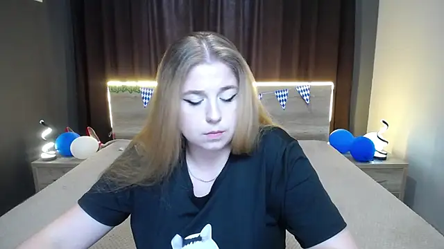 Snapshot of JessikaDaniel chatting on October 3, 2025, 6:32 am JessikaDaniel online show from October 3, 2025, 6:32 am