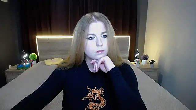 Snapshot of JessikaDaniel chatting on October 10, 2025, 6:23 am JessikaDaniel online show from October 10, 2025, 6:23 am