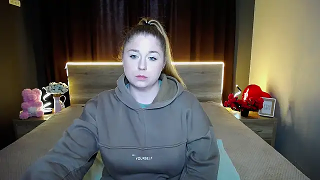 JessikaDaniel online show from February 24, 2026, 9:51 am