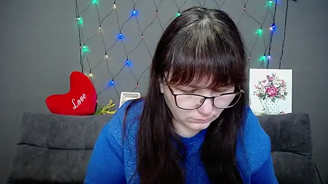 Snapshot of AliceInksSweetty chatting on February 8, 2026, 7:12 am AliceInksSweetty online show from February 8, 2026, 7:12 am