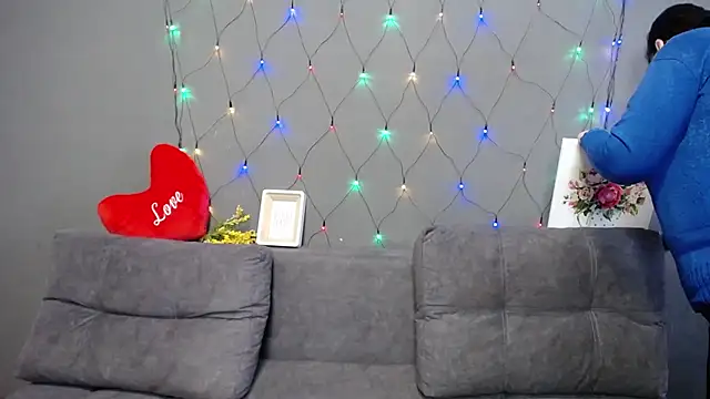 Snapshot of AliceInksSweetty chatting on February 9, 2026, 7:23 am AliceInksSweetty online show from February 9, 2026, 7:23 am